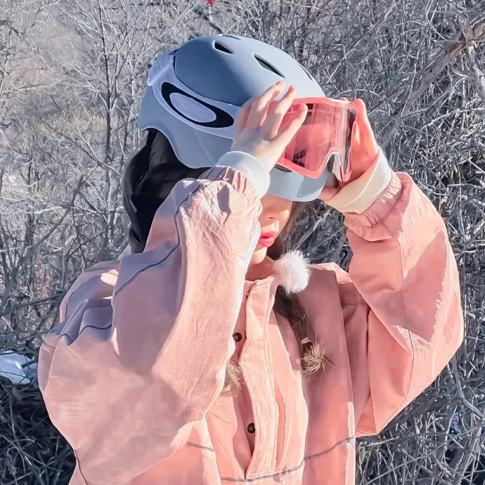 黯色沙滩
